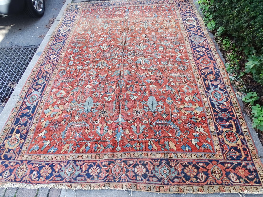 HERIZ RUG. 12'2 X 8'6 FT (1 of 14)