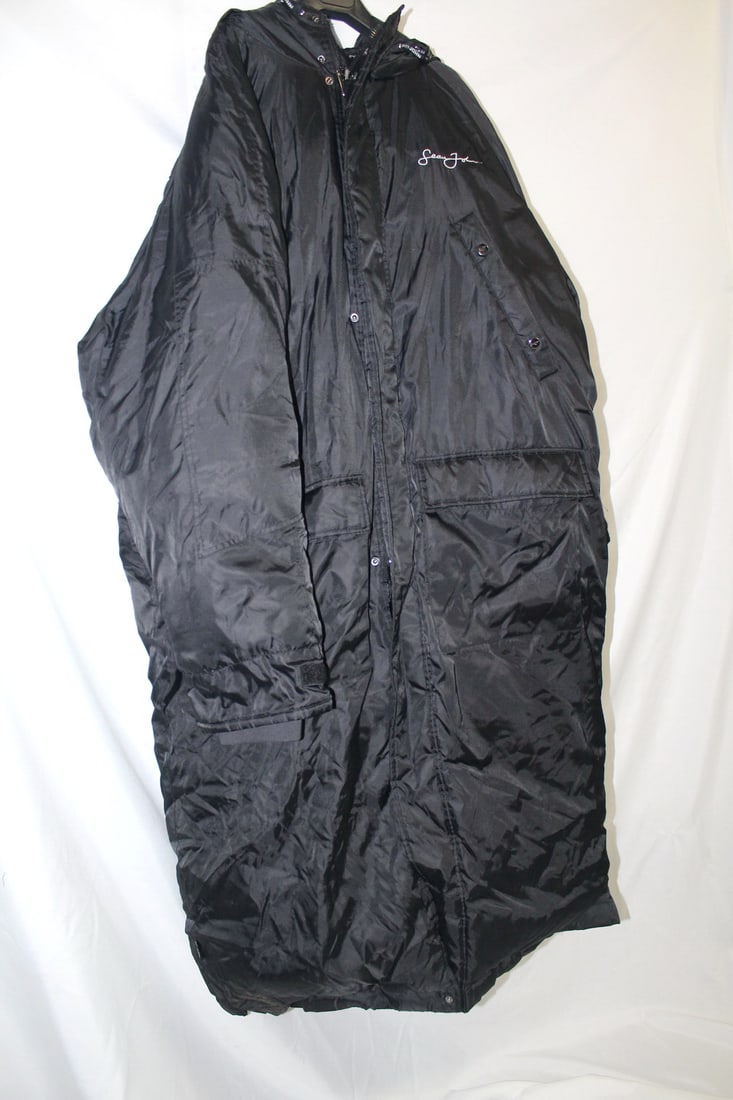 ESTATE OF FASHION EDITOR: SEAN JOHN FULL LENGTH BLACK DOWN PARKA, 3XL: ESTATE OF FASHION EDITOR: SEAN JOHN FULL LENGTH BLACK DOWN PARKA, 3XL