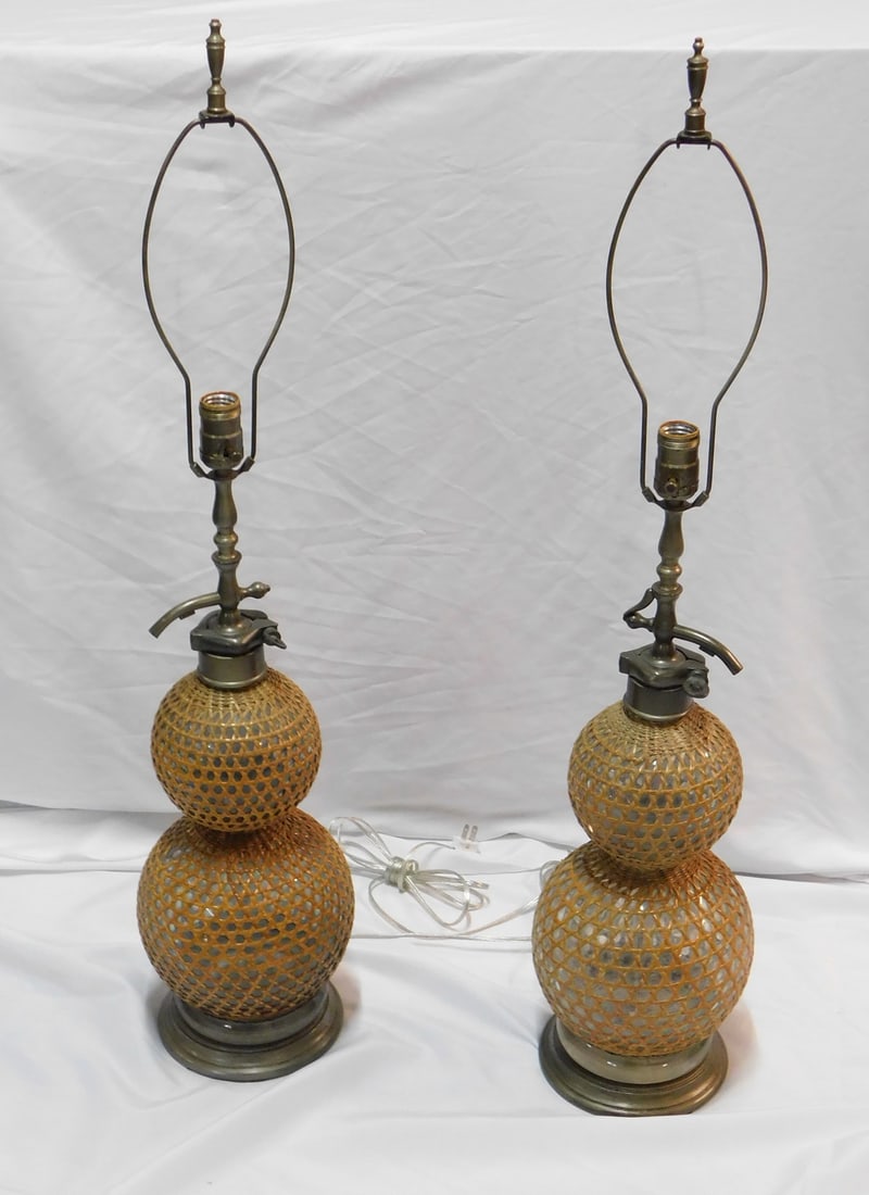 PAIR OF VINTAGE SELTZER BOTTLE SIPHON LAMPS, 36 X 8.5 (1 of 13)