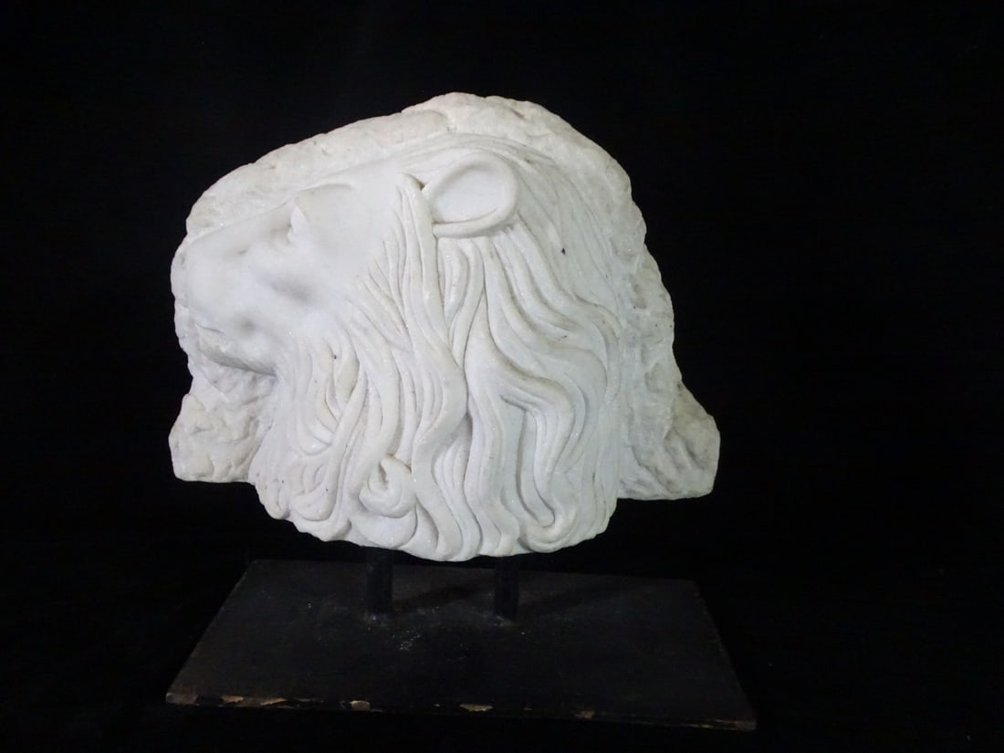 MARBLE LION HEAD ON STAND 12 X 14 X 6 (1 of 6)