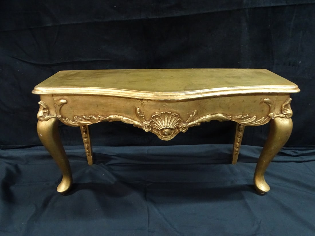 Q.A. STYLE GILTWOOD LOW CONSOLE: Q.A. STYLE GILTWOOD LOW CONSOLE