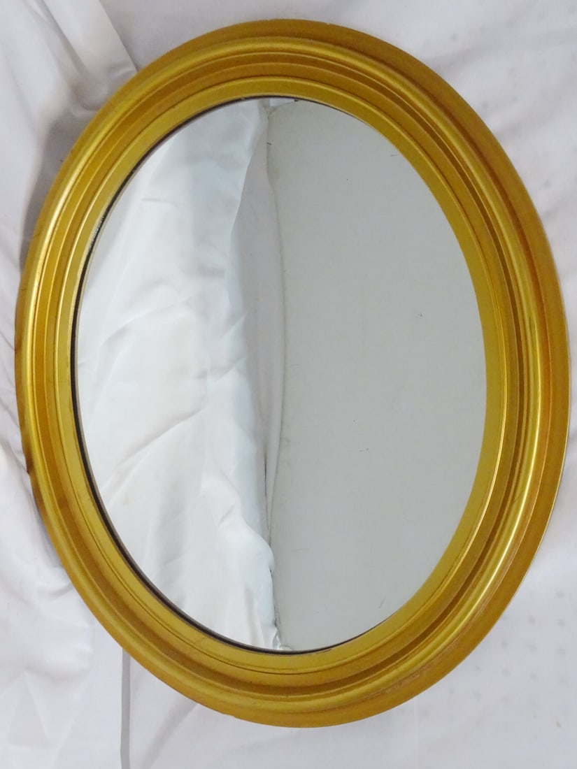 GILT WOOD OVAL MIRROR 26 3/4" X 23" (1 of 9)