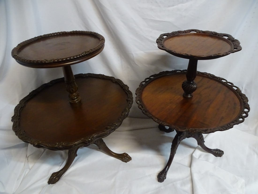 2 NICELY CARVE MAHOGANY DUMB WAITER TABLES 34" HIGH X 27" DIA. TALLEST (1 of 19)