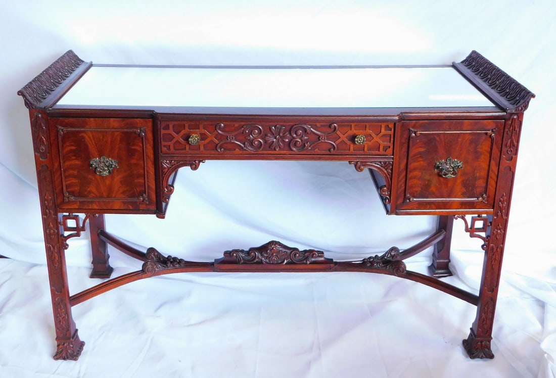 CHINESE CHIPPENDALE MAHOGANY MIRROR TOP SERVER 32 1/2" X 51" X 20" (1 of 20)