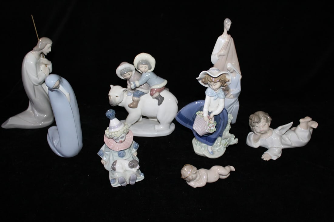 GROUP OF LLADRO FIGURES, SOME LOSSES, 9" TALLEST: GROUP OF LLADRO FIGURES, SOME LOSSES, 9" TALLEST