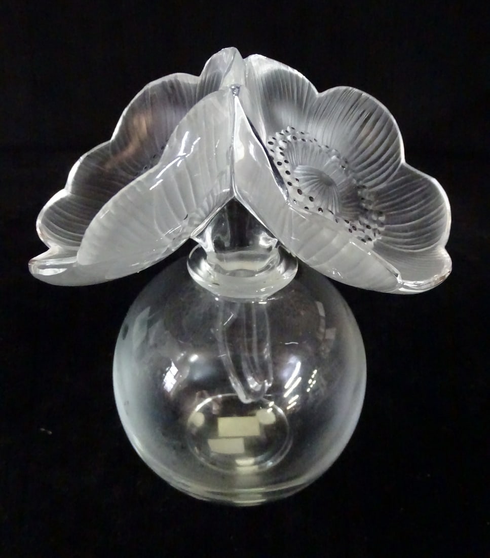 LALIQUE "DEUX ANEMONES" PERFUME BOTTLE 7" HIGH: LALIQUE "DEUX ANEMONES" PERFUME BOTTLE 7" HIGH