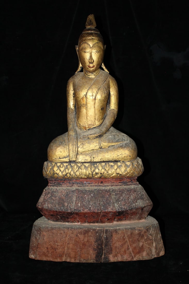 GILT CARVED WOOD BURMESE SHAN? BUDDHA, SOME CRACKS AND LOSSES, 25.5 X 14 X 6.5: GILT CARVED WOOD BURMESE SHAN? BUDDHA, SOME CRACKS AND LOSSES, 25.5 X 14 X 6.5