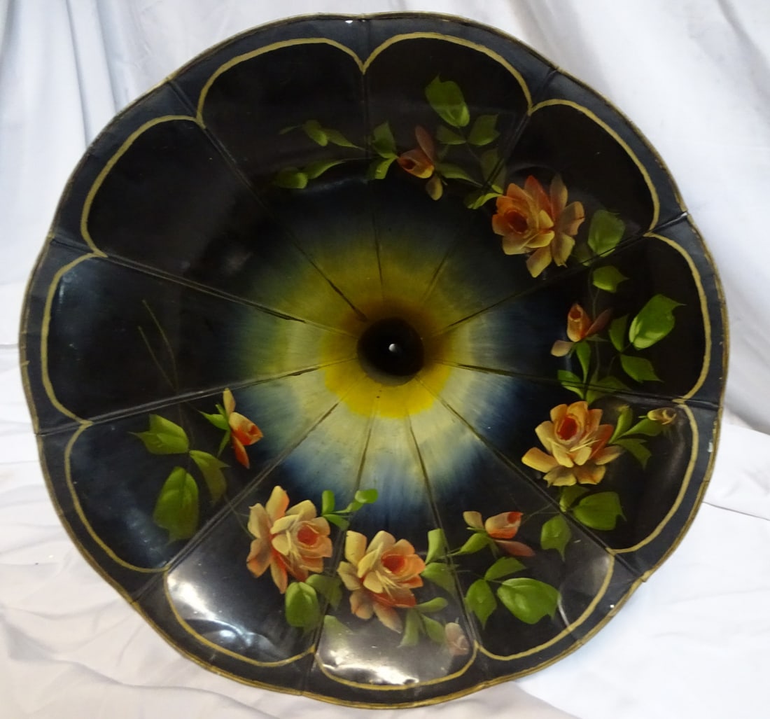 EDISON MORNING GLORY HORN 28 1/2" X 22 1/2" (1 of 16)