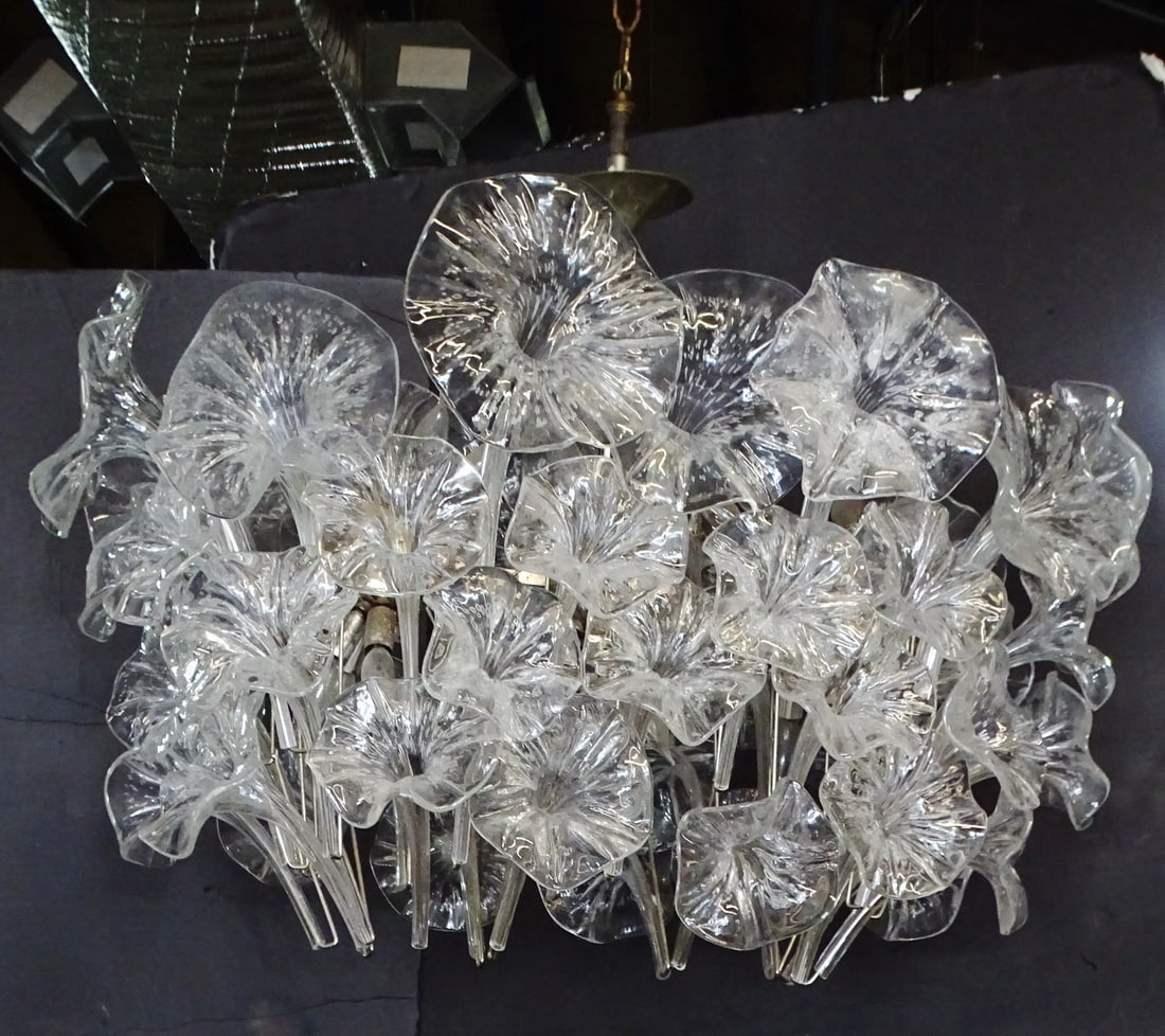 EXCEPTIONAL MID CENTURY MURANO CHANDELIER W/HIBISCUS FORM HAND BLOWN FLOWERS (MISSING ONE FLOWER)30": EXCEPTIONAL MID CENTURY MURANO CHANDELIER W/HIBISCUS FORM HAND BLOWN FLOWERS (MISSING ONE FLOWER)30" X 36" 24"