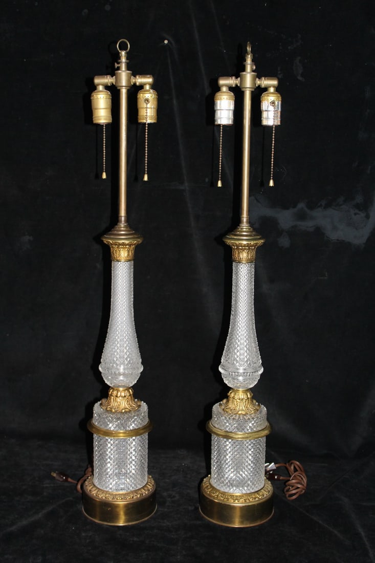 2 CRYSTAL LAMPS 33 1/2" HIGH X 6" DIA.: 2 CRYSTAL LAMPS 33 1/2" HIGH X 6" DIA.