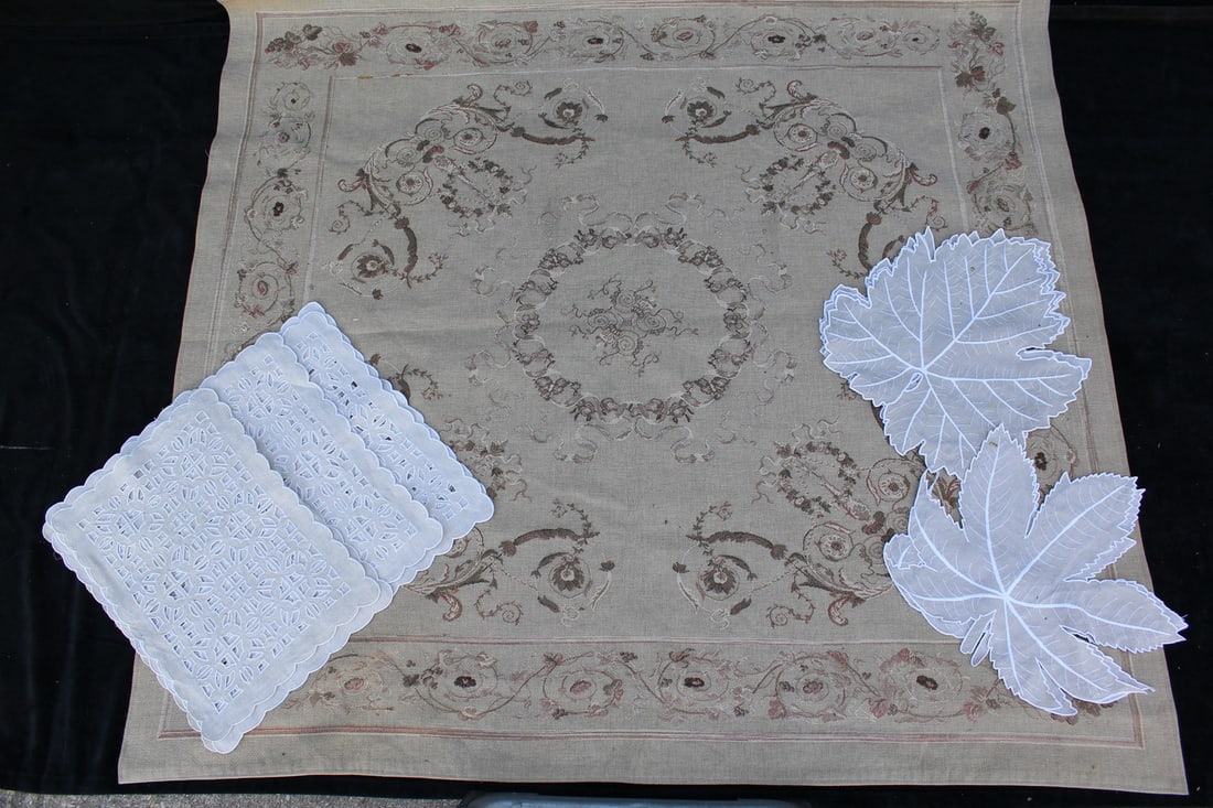 NICE LOT OF SIECLE LINEN CUTWORK PLACEMATS AND IOSIS FRANCE TAPESTRY TABLESQUARE, 56" SQ. LARGEST (1 of 19)