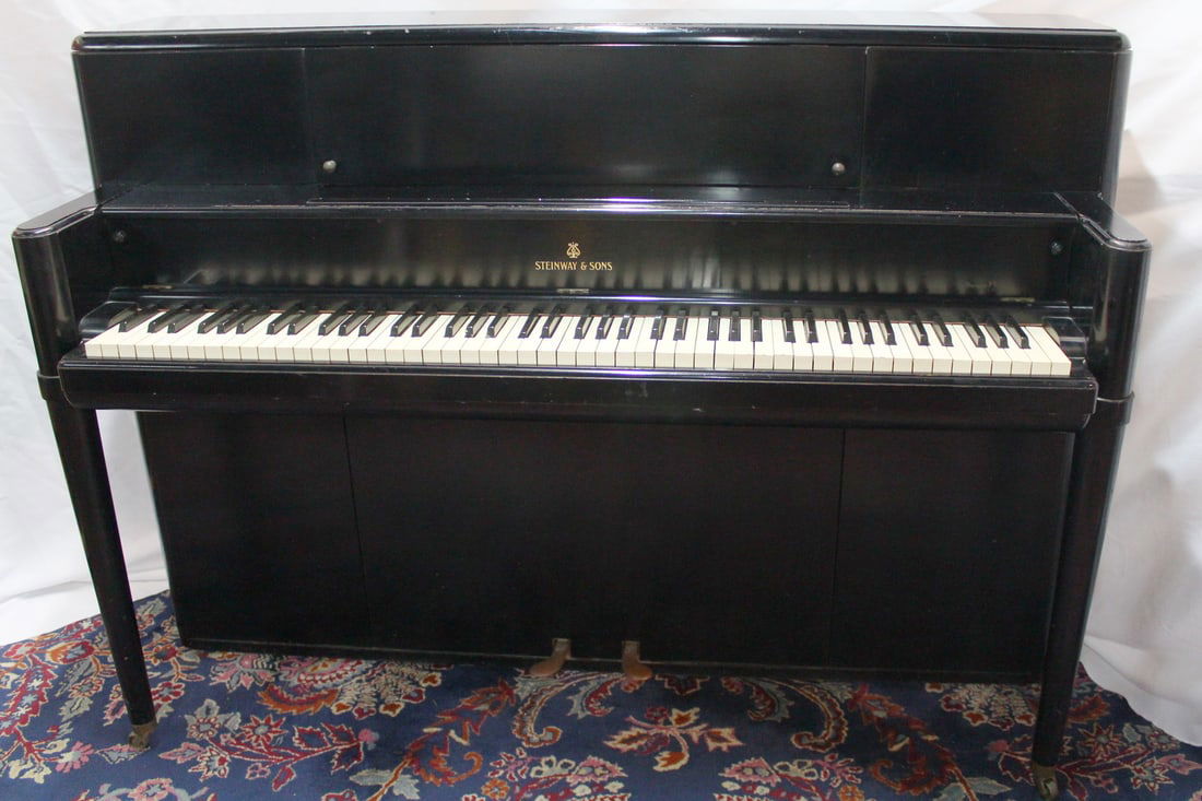 STEINWAY C. 1950 EBONY UPRIGHT PIANO SERIAL # 342779 41" X 59" X 24": STEINWAY C. 1950 EBONY UPRIGHT PIANO SERIAL # 342779 41" X 59" X 24"