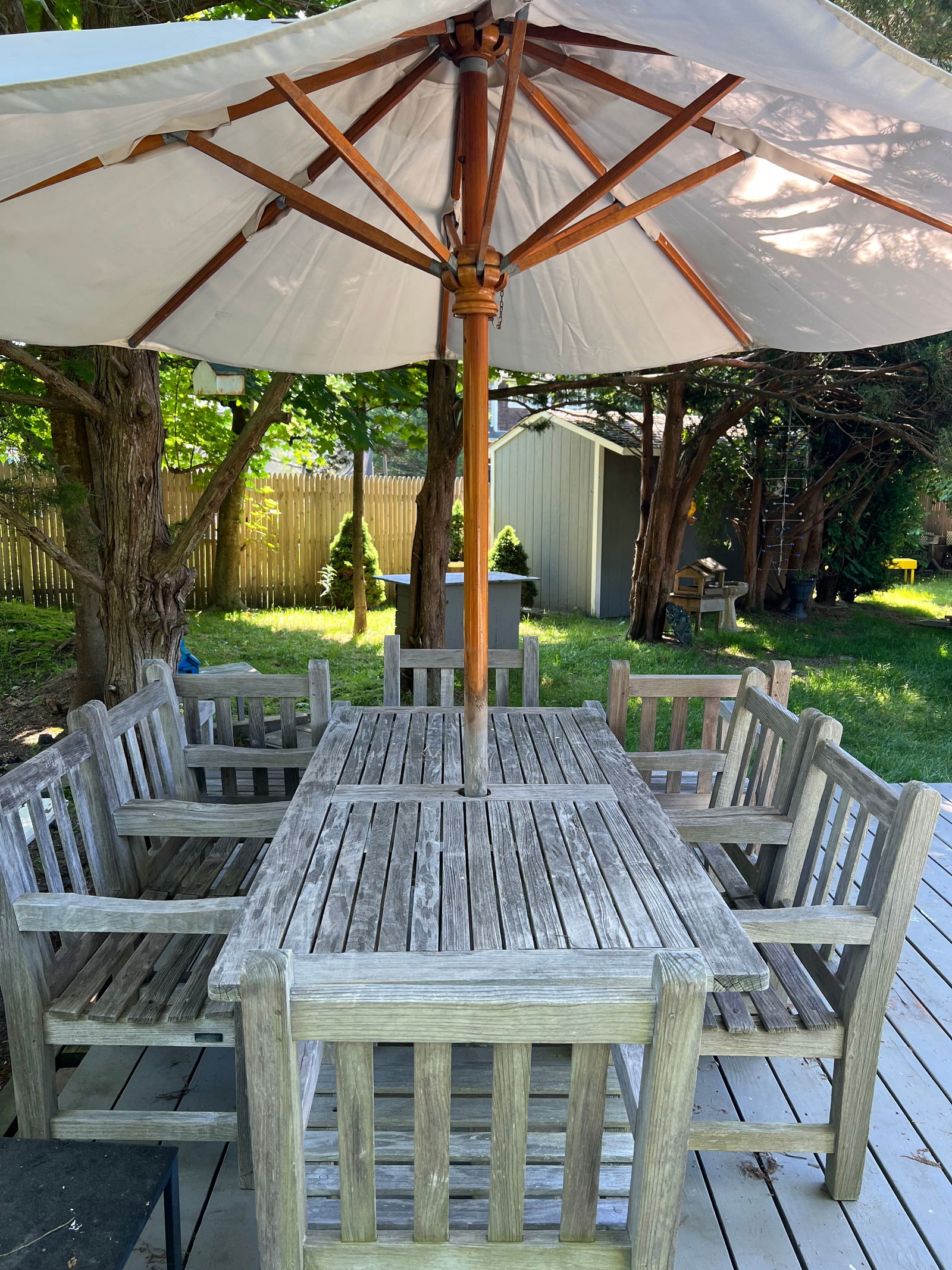 LIVING ESTATE OF JOSEPH RODANO: S. BARLOW AND TYRIE LARGE RECTANGULAR TEAK TABLE WITH EIGHT TEAK (1 of 20)