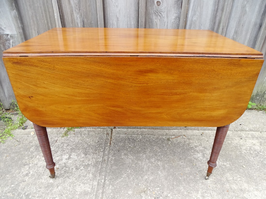 ANTIQUE MAHOGANY DROP LEAF TABLE WITH TURNED LEGS 28.75 X 38.25 X 24 (1 of 17)