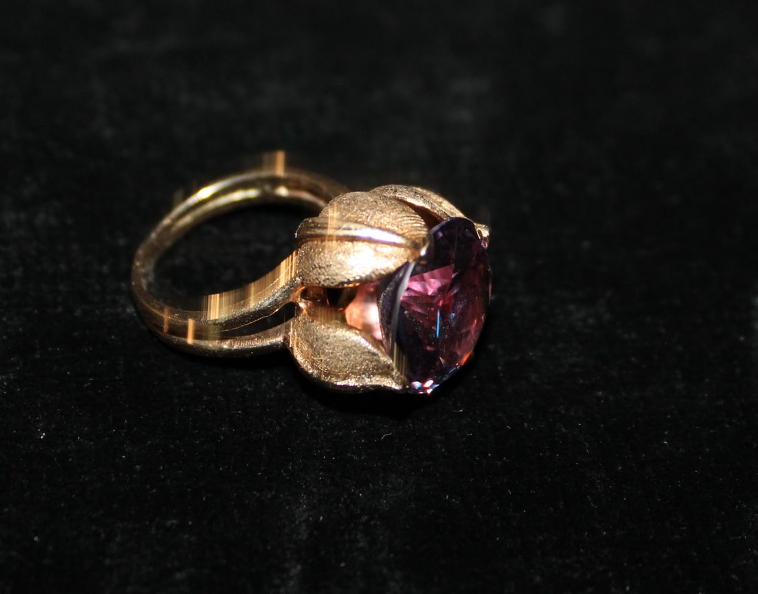 14K AMETHYST RING SIZE 6.5 (1 of 5)