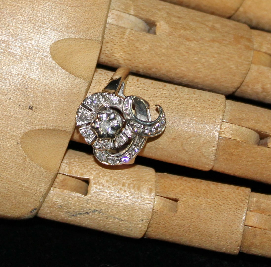 14K WHITE GOLD DIAMOND COCKTAIL RING SIZE 5 (1 of 4)