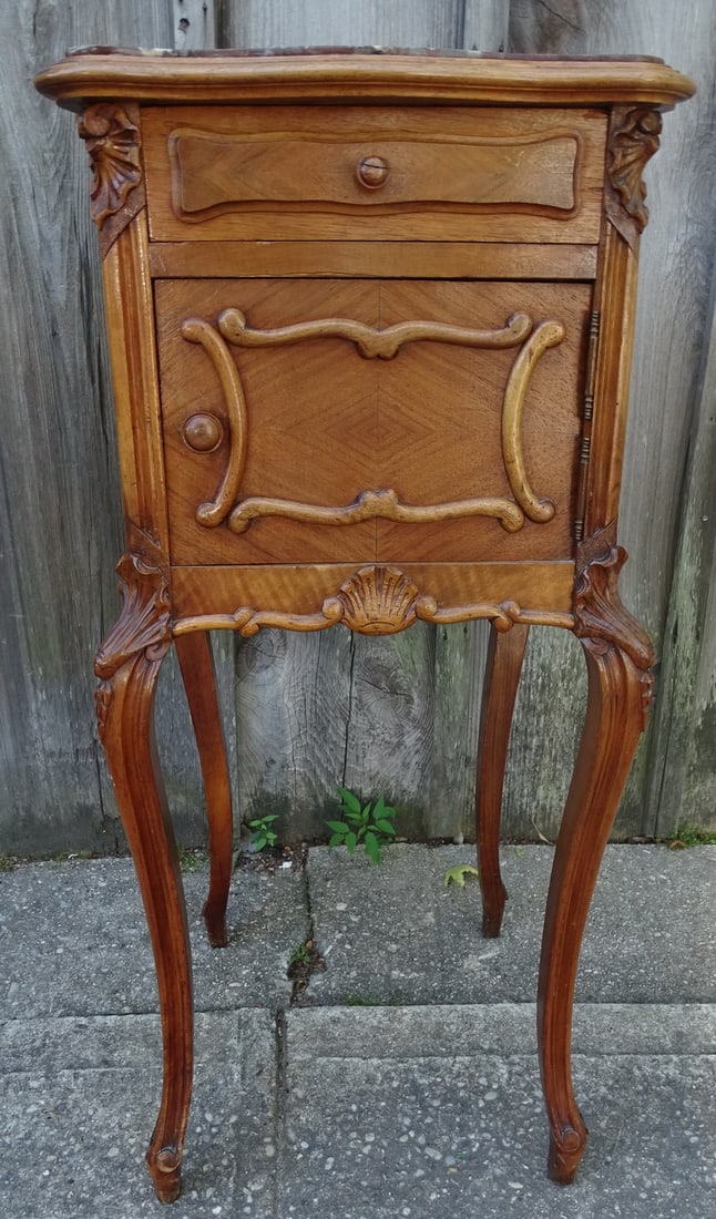 ESTATE OF DENNIS P. RODANO: COUNTRY FRENCH PETITE COMMODE 34" X 15" X 15" (1 of 15)