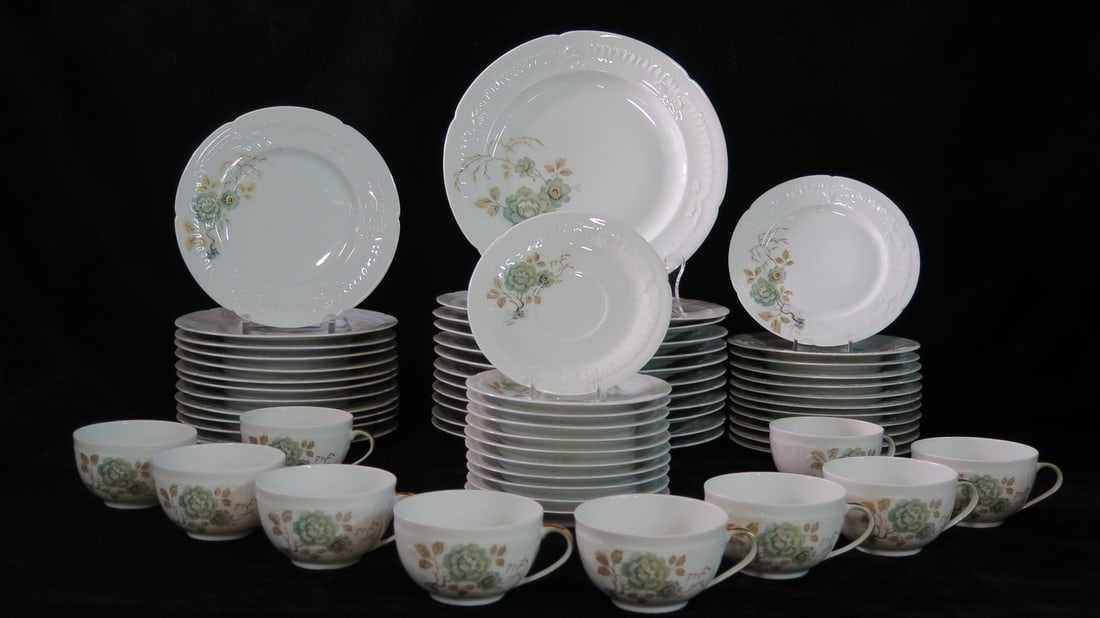 ESTATE OF DENNIS P. RODANO: 57 PIECE LIMOGES DINNER SET (1 of 10)