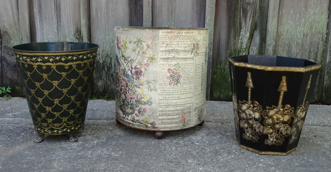 ASSORTED LOT OF THREE WASTE BASKETS, INC.. TOLE AND DECOUPAGE, 15.5 X 14.5 X 7.5 (1 of 16)
