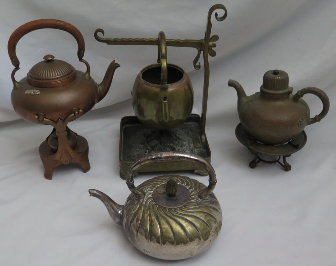 MIXED LOT OF GORHAM TEAPOTS AND STANDS, 12.25 X 9.5 X 7.75 LARGEST (1 of 20)
