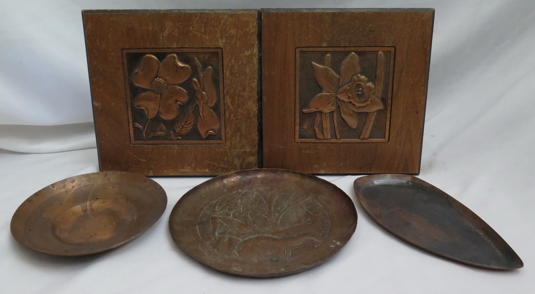 MIXED LOT OF COPPER ART ITEMS INC., FLORAL TILES AND PLATE WITH WOMAN/ANIMALS, 10 X 10 LARGETS (1 of 18)