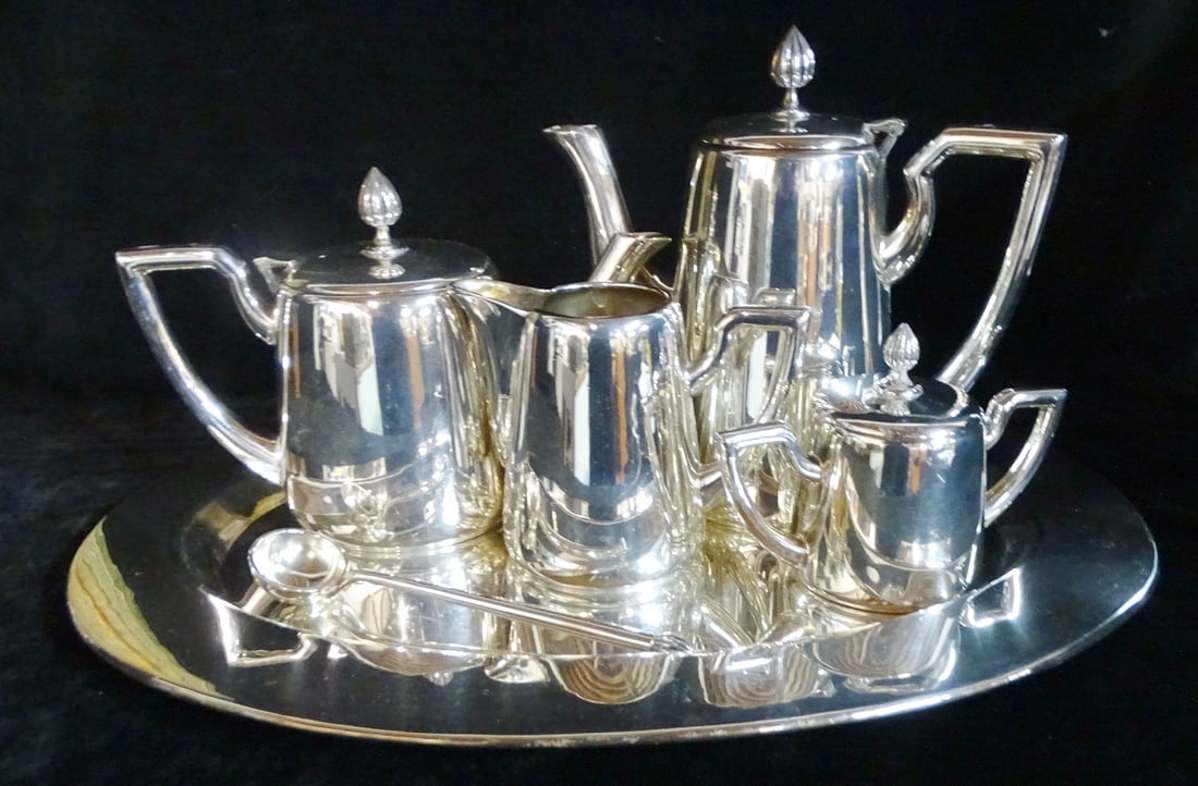 MODERN SILVERPLATE COFFEE/TEA SET WITH TRAY, TRAY 17 X 13, 8.5 X 9 X 5 COFFEE POT (1 of 5)