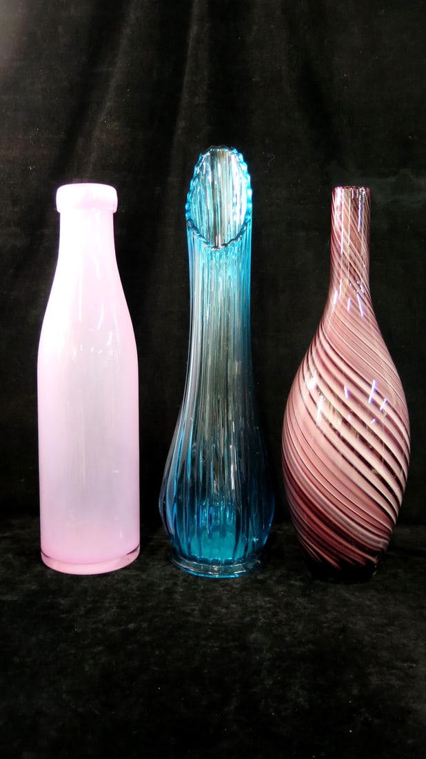 GROUP OF THREE MURANO STYLE VASES, 22.5 X 5.5 LARGE (1 of 15)
