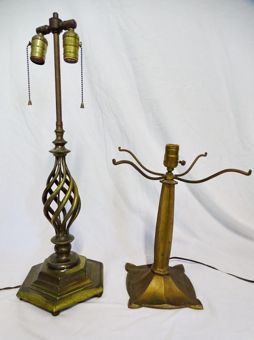 2 VINTAGE BRASS TABLE LAMPS: (1) B&H, (1) PEERAGE, ENGLAND, 25 1/2" TALLEST (1 of 15)