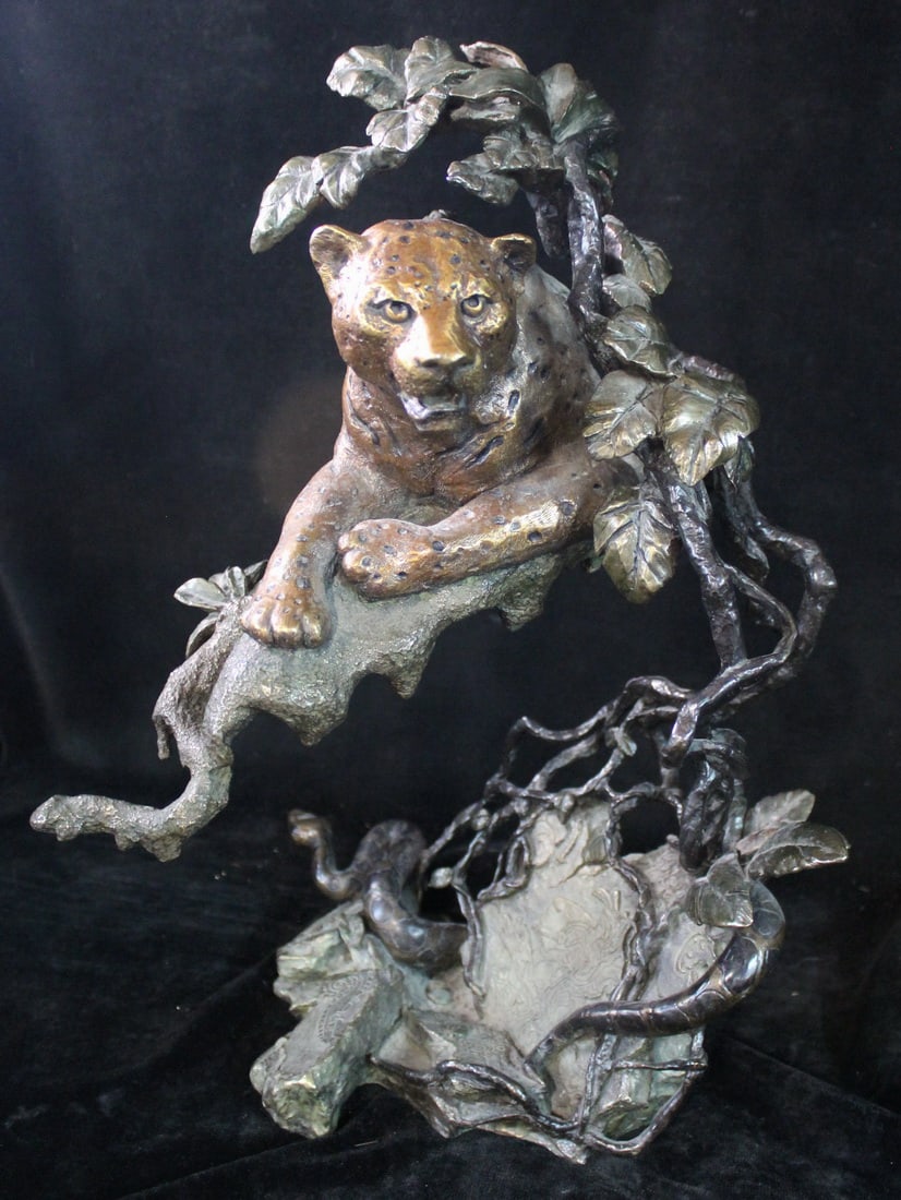MARK HOPKINS (AMERICAN 20TH/21ST CENTURY)  BRONZE LEOPARD 1995 18" X 12" X 10" (1 of 11)