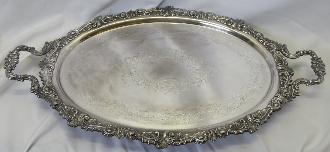 IMPRESSIVE OVAL FOOTED SILVER PLATED TWO HANDLED BUTLERS TRAY, 3" X 30" X 17" (1 of 14)