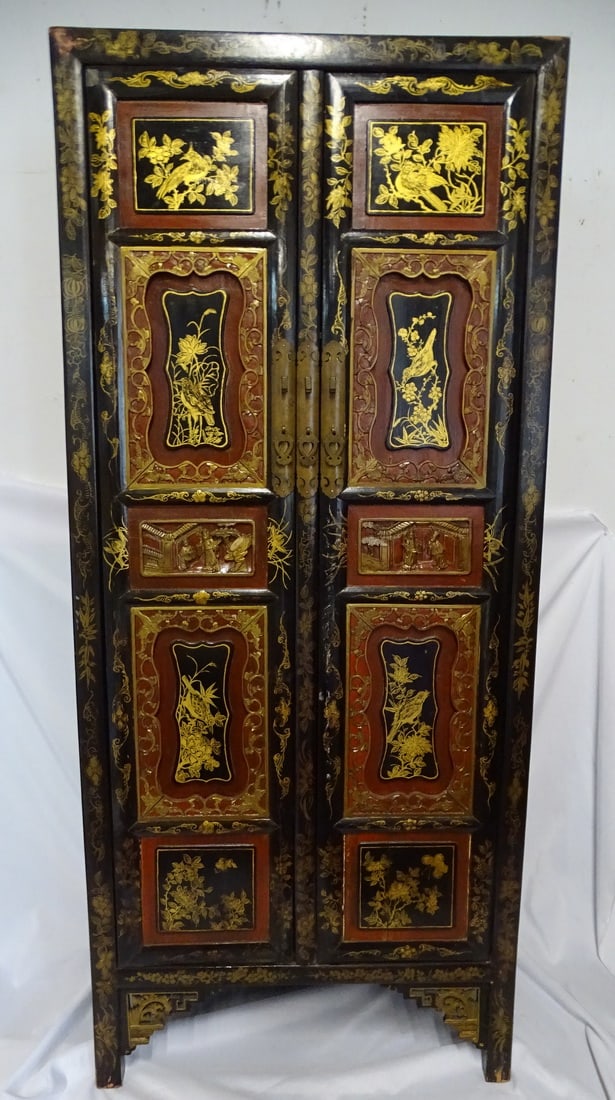BLACK LACQUER PAINT AND GILT DECORATED TWO DOOR ASIAN CABINET (1 of 19)