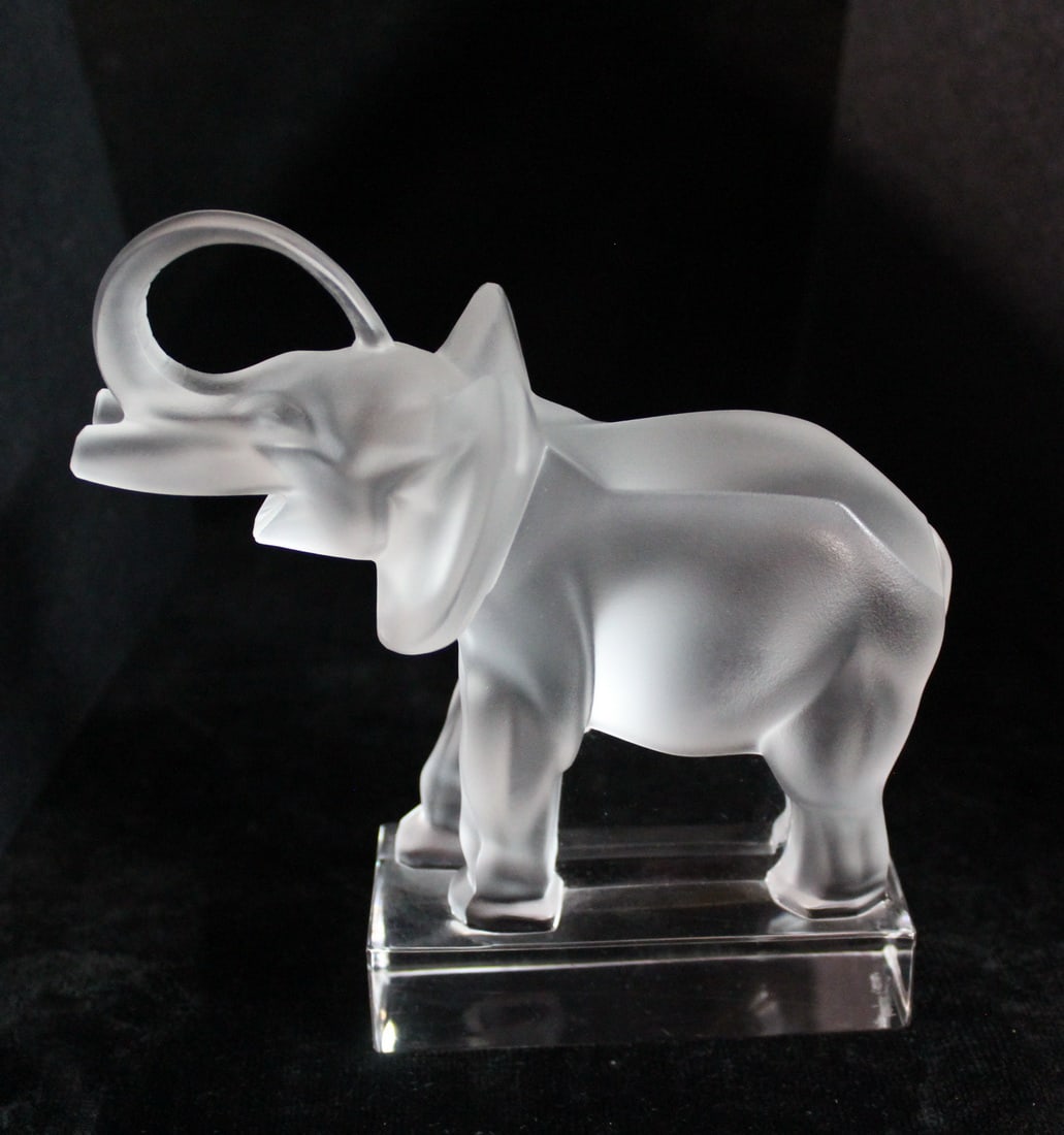 CURATED COLLECTION OF JOSEPH RODANO: LALIQUE CRYSTAL ELEPHANT PAPERWEIGHT (1 of 6)