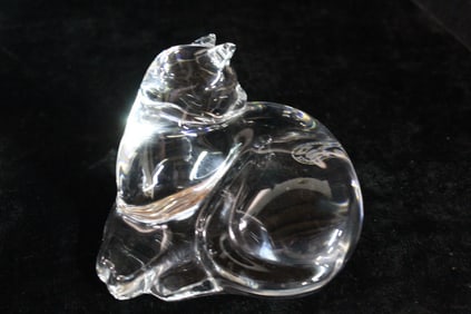 CURATED COLLECTION OF JOSEPH RODANO: BACCARAT CRYSTAL CAT FIGURE