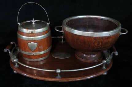 ANTIQUE OAK AND SILVERPLATE WOODEN SERVING SET