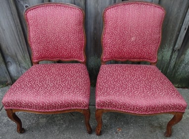 PAIR OF LOUIS XV ANTIQUE WALNUT UPHOLSTERED SIDE CHAIRS