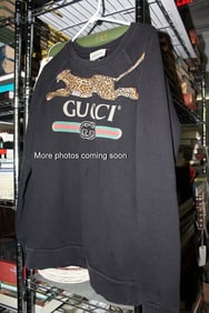 VINTAGE GUCCI SWEATSHIRT W/LOGO & LEOPARD APPLIQUE, CHEST 22" FLAT.  MADE IN ITALY