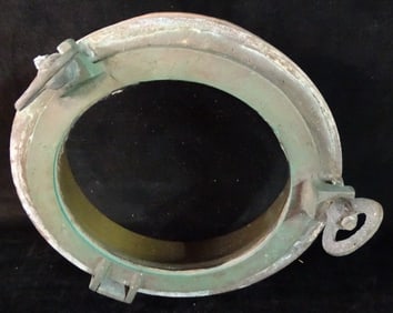 ANTIQUE BRASS PORTHOLE