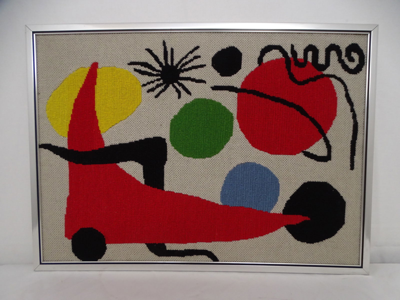 FRAMED VINTAGE ABSTRACT NEEDLEPOINT TAPESTRY INSPIRED BY JOAN MIRO & ALEXANDER CALDER. (1 of 8)