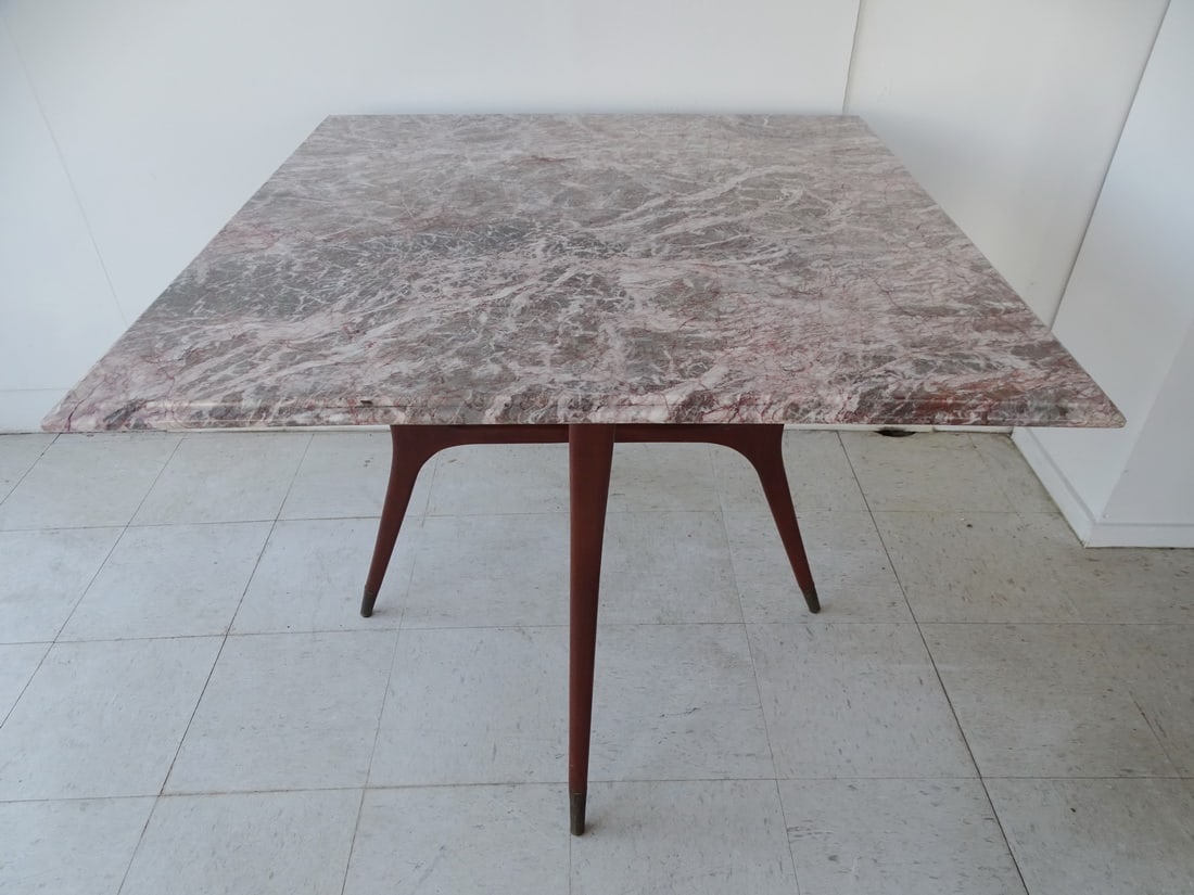 STYLISH MID CENTURY MODERN MCM TABLE W/ SPECTACULAR ROUGE PINK MARBLE TOP, METAL TIPPED LEGS, TABLE (1 of 16)