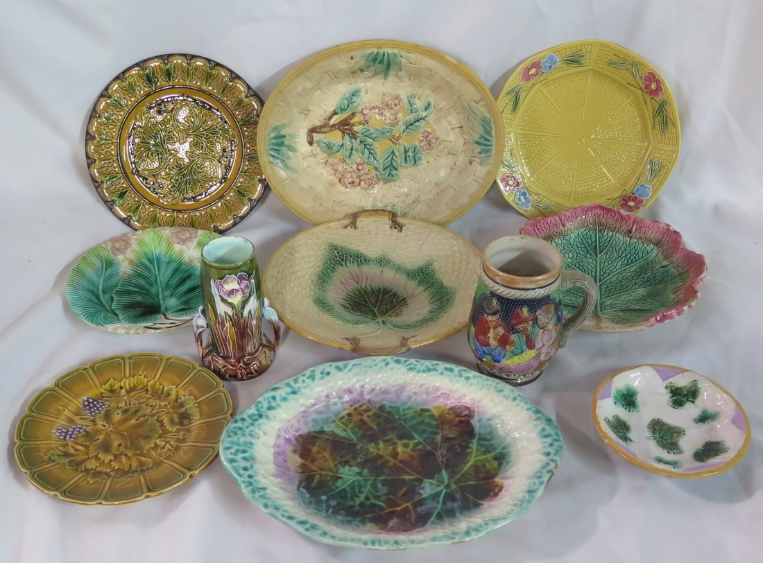 INSTANT COLLECTION OF VINTAGE MID CENTURY MAJOLICA AND IN THE STYLE OF PLATES AND VESSELS (1 of 13)