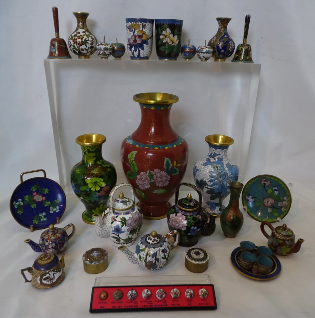 EXTENSIVE COLLECTION OF ASSORTED CLOISONNE (1 of 16)