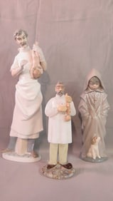 COLLECTION OF LLADRO AND NAO FIGURES