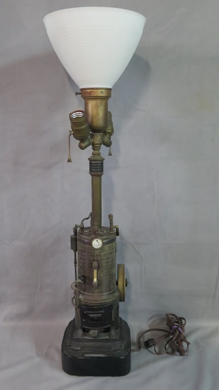 VINTAGE INDUSTRIAL STEAM ENGINE LAMP (1 of 11)