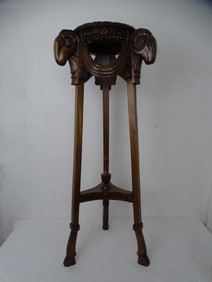 VINTAGE NEOCLASSICAL CARVED WOODEN RAMS HEAD PEDESTAL