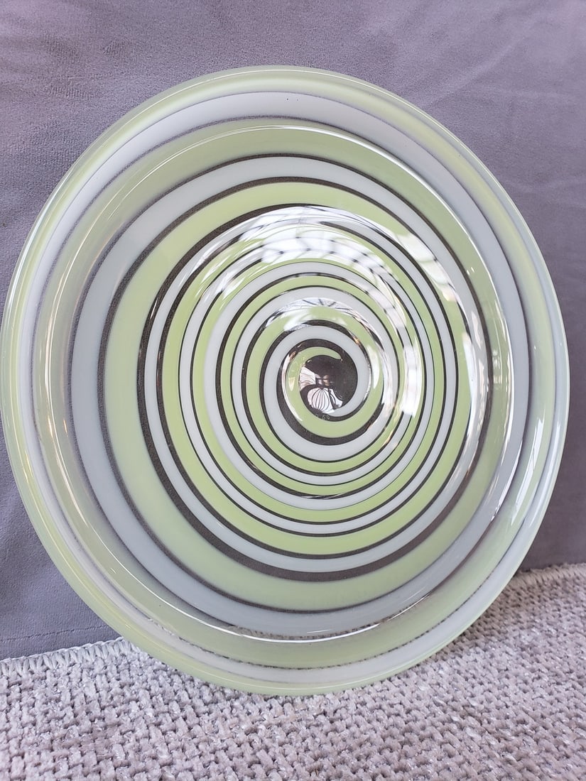 FROM THE LIVING ESTATE OF JOSEPH RODANO: ORREFORS ART GLASS PLATE (1 of 8)