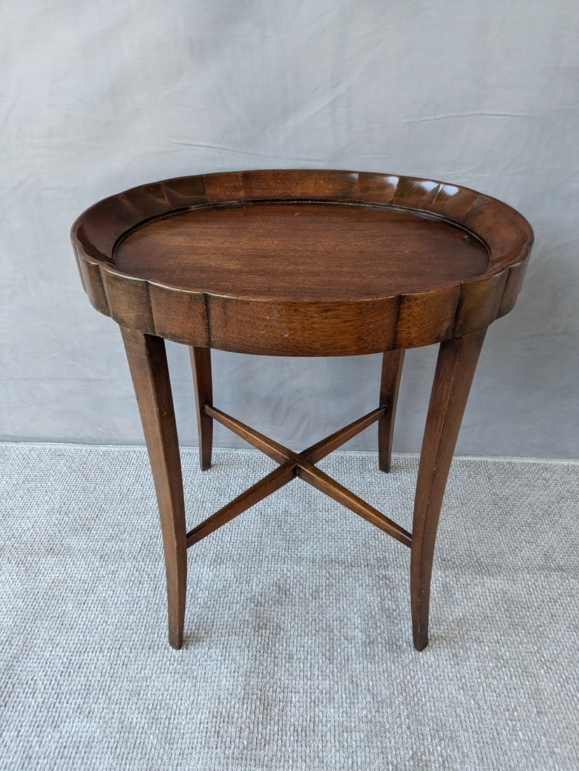ANTIQUE OVAL MAHOGANY PIECRUST END TABLE (1 of 7)