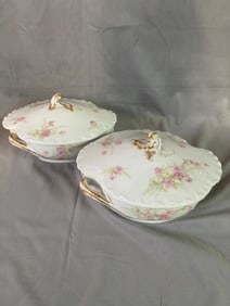LIVING ESTATE OF JOSEPH RODANO: RARE PAIR OF GERMAN SAVOY TUREENS WITH LIDS