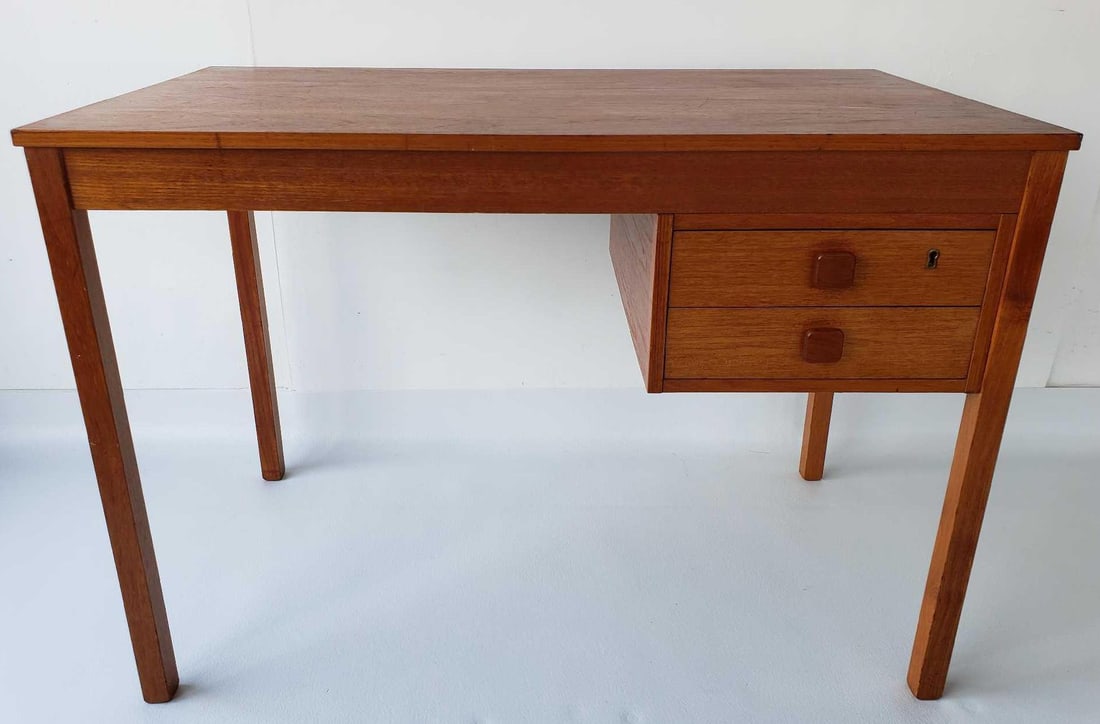 DOMINO MOBLER DANISH MODERN TEAK DESK 28.5" X 41" X 23.75" (1 of 10)