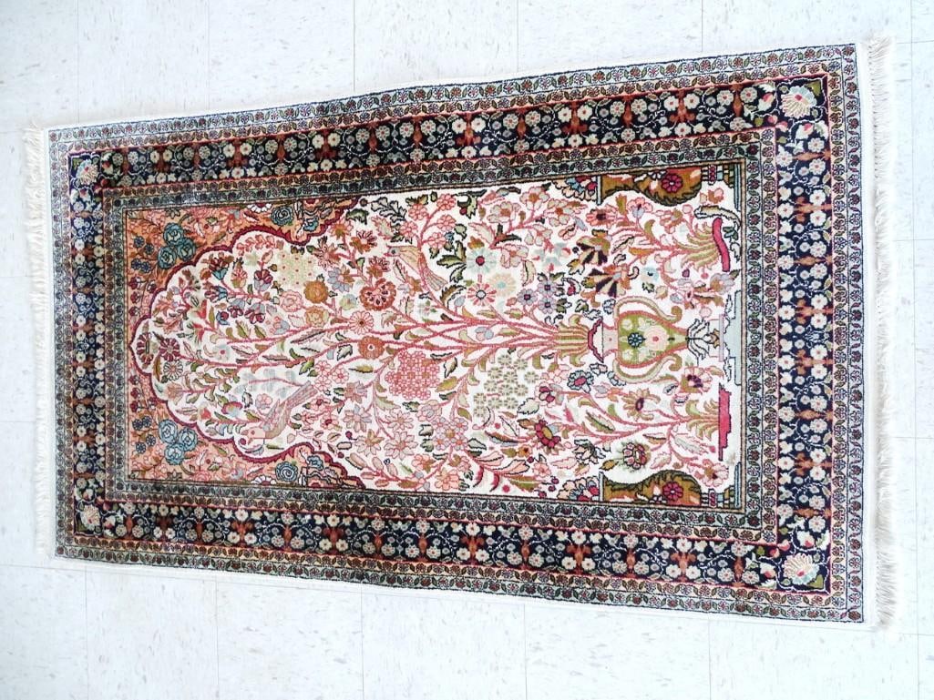 VINTAGE INDIAN SILK-KASHMIR SILK PRAYER RUG 3' X 5.2' (1 of 5)
