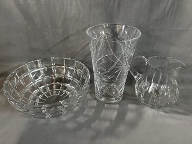 LIVING ESTATE OF JOSEPH RODANO: COLLECTION OF HEAVY CUT CRYSTAL